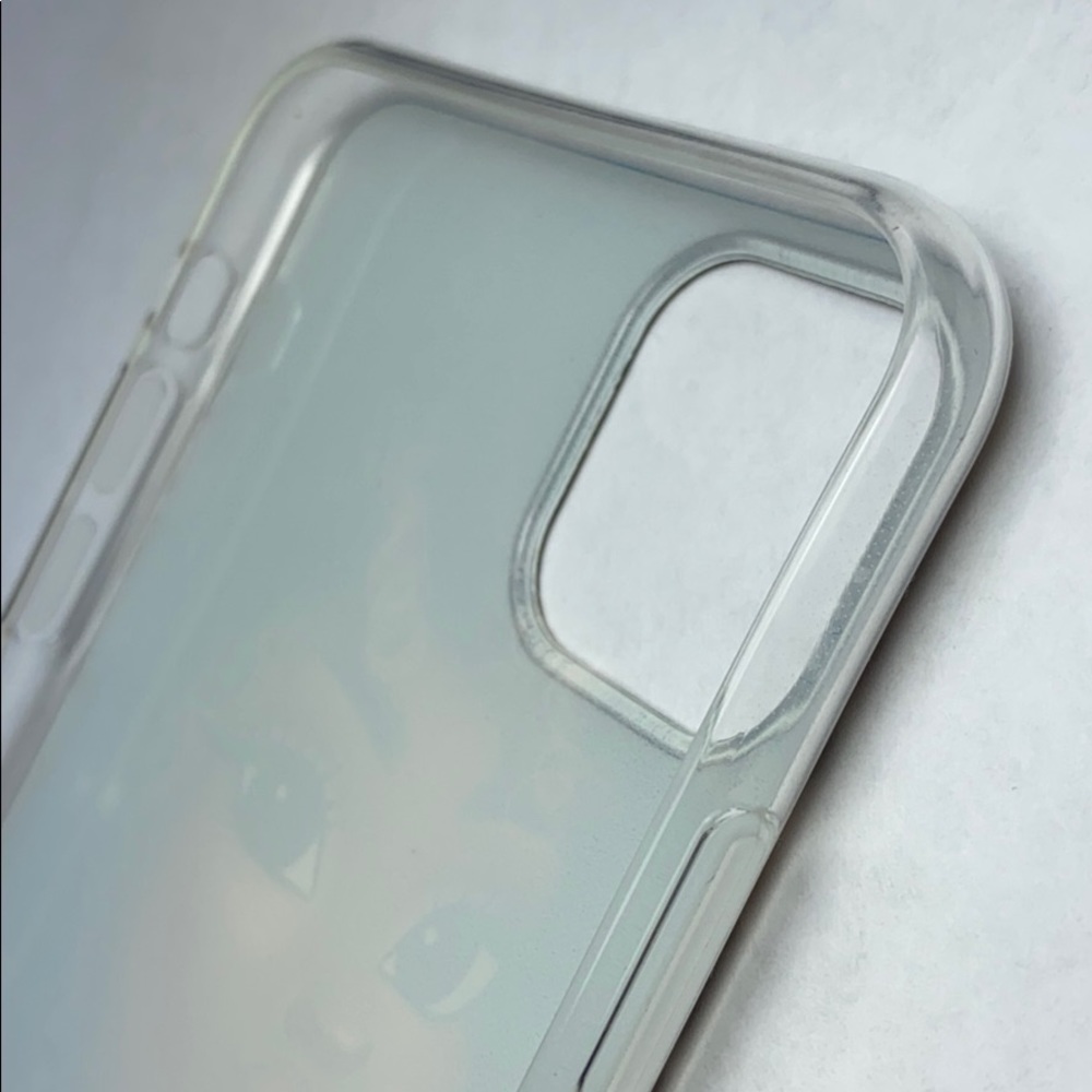 iPhone 11 Pro Max case - Picture 5 of 7
